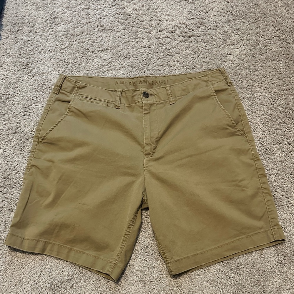 American Eagle Men’s size 36 shorts